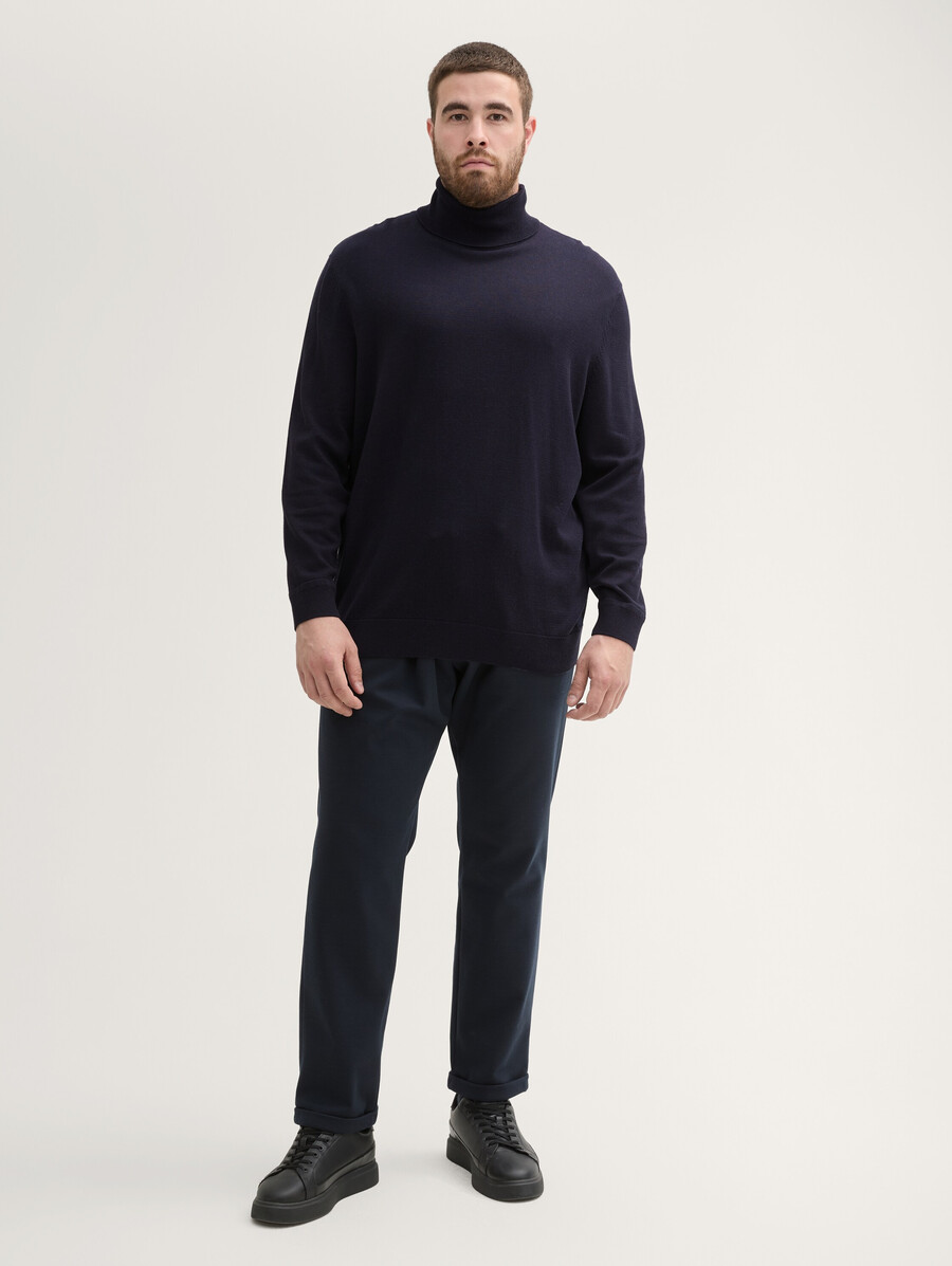 taglie forti - maglione dolcevita in cotone basico