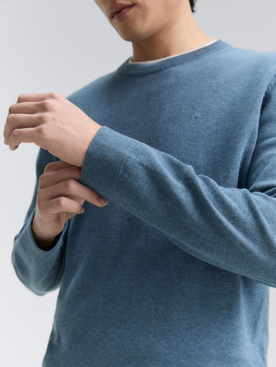 maglione base lavorato a maglia in cotone