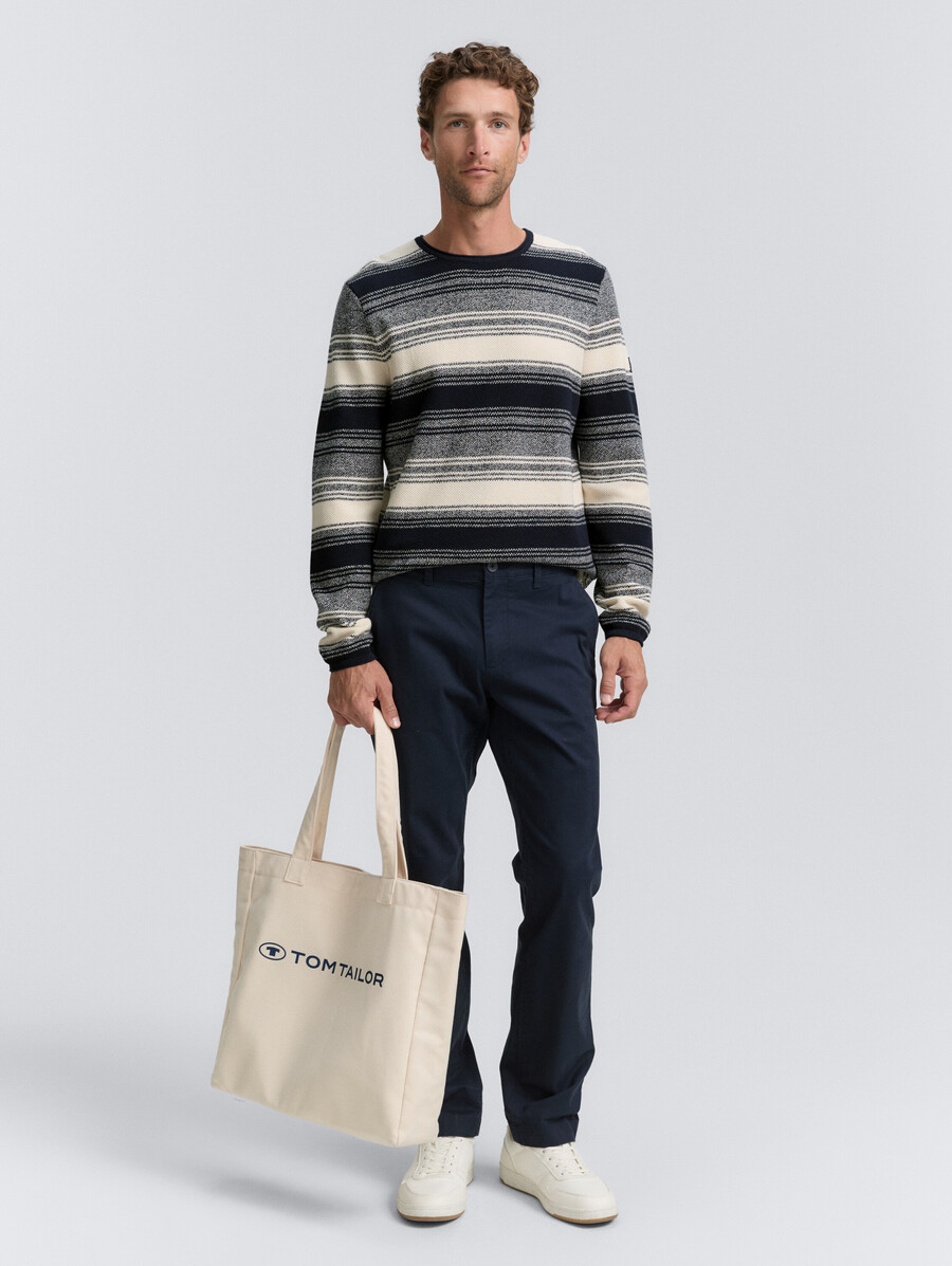 maglione lavorato a maglia con motivo a righe