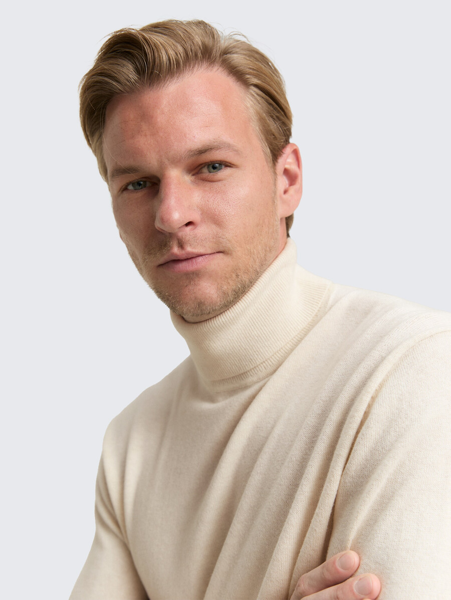 maglione a collo alto in misto cashmere