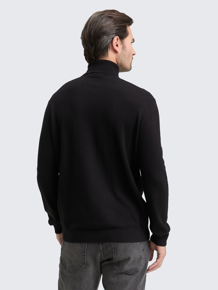 maglione a collo alto in misto cashmere