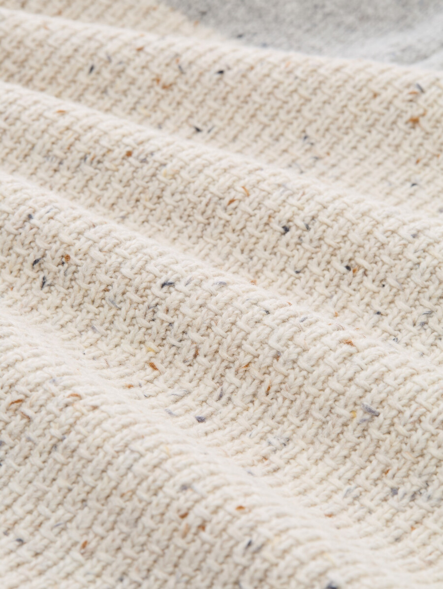 maglione lavorato a maglia troyer con texture miste