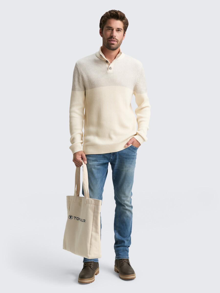 maglione lavorato a maglia troyer con abbottonatura