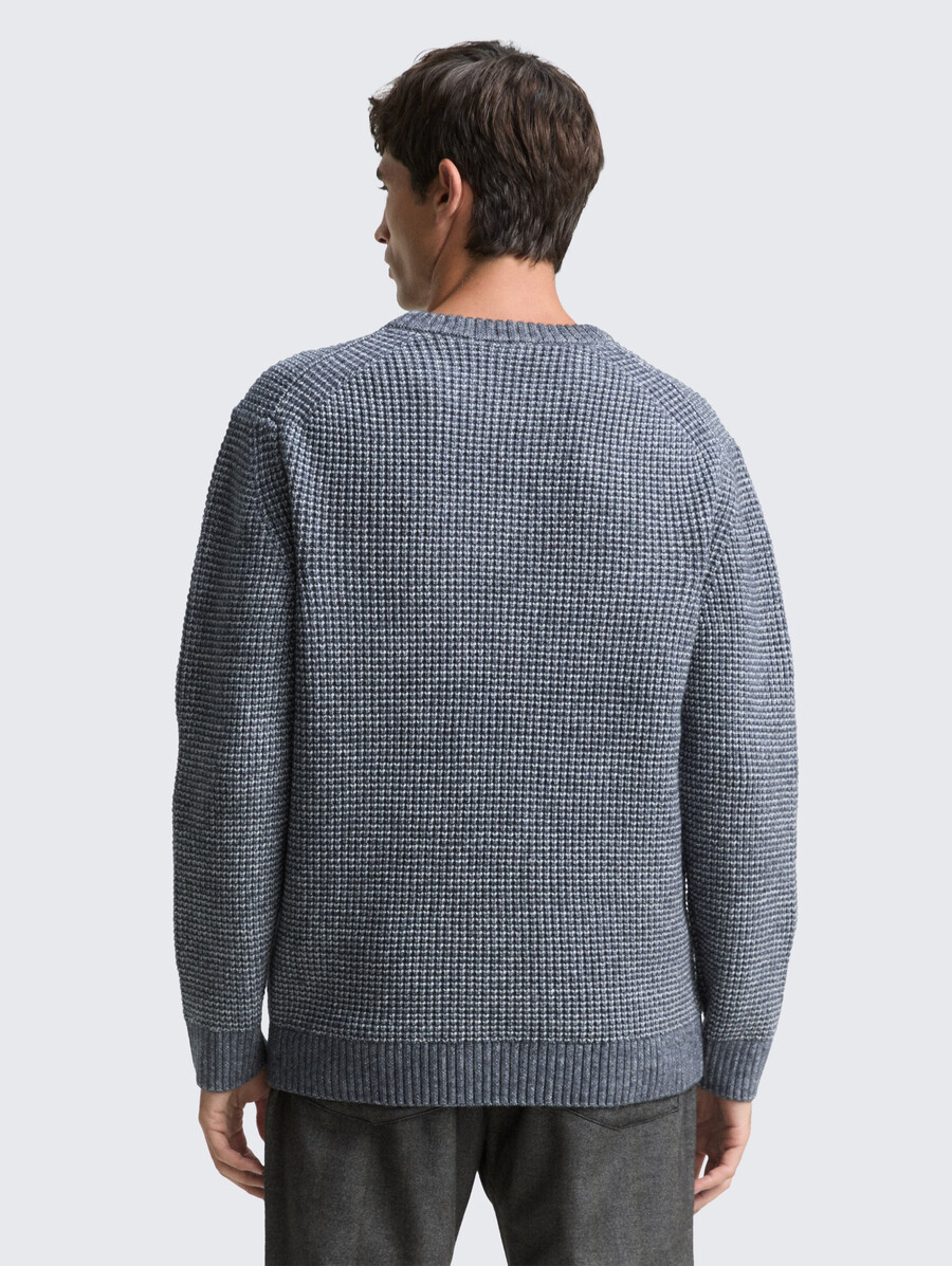 maglione lavorato a maglia con contenuto di lana