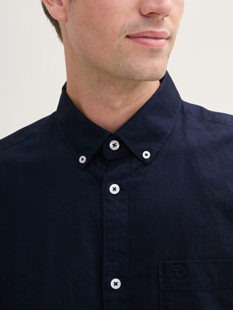 camicia vestibilità regolare con taschino sul petto