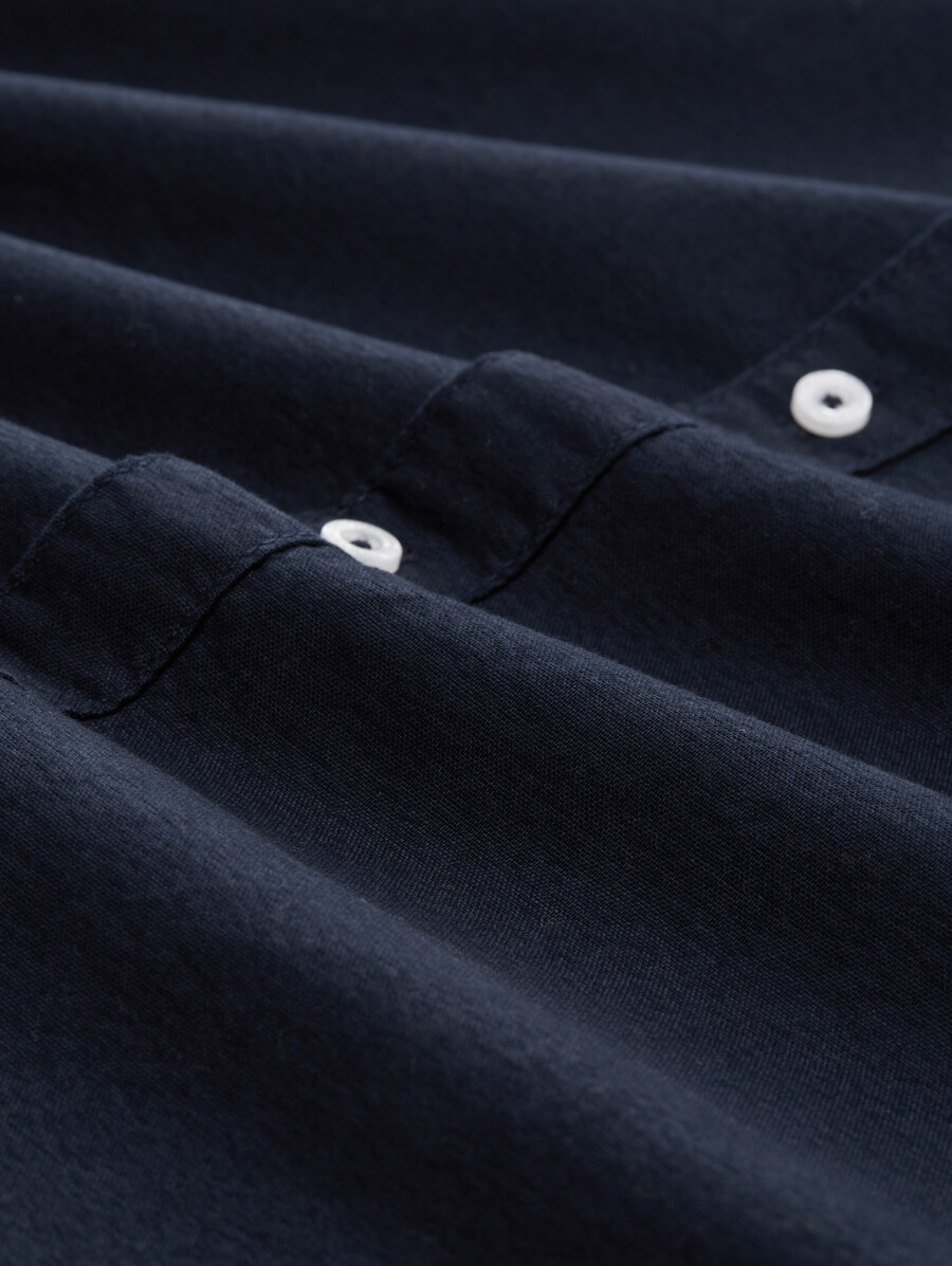 camicia vestibilità regolare con taschino sul petto