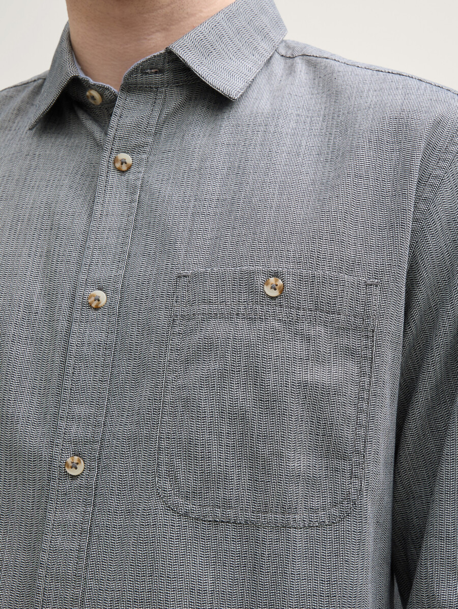 camicia dalla vestibilità regolare con lunghezza delle maniche regolabile