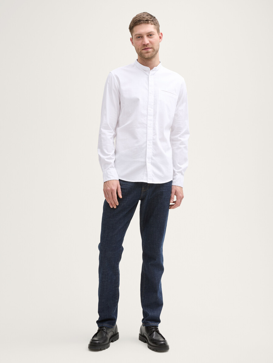 camicia oxford attillata con taschino sul petto
