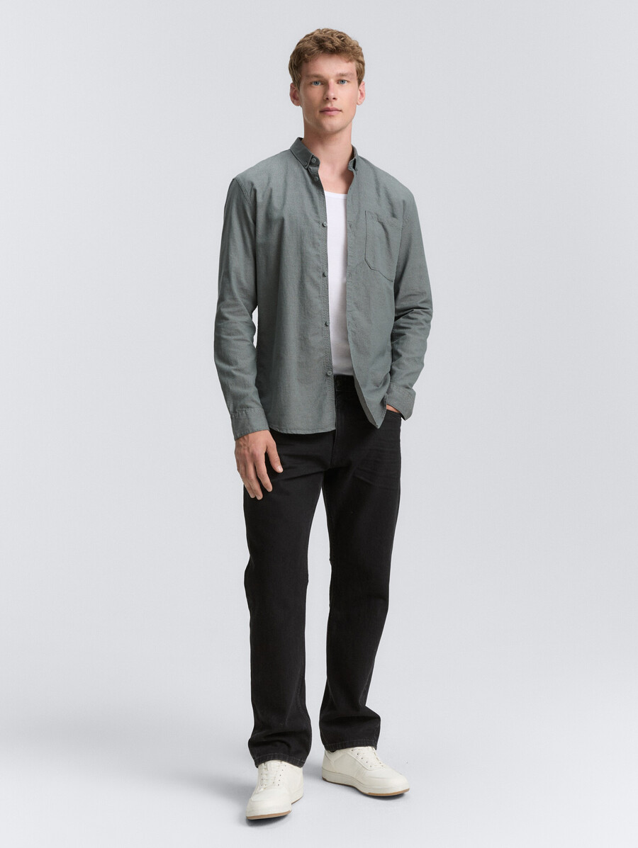 camicia vestibilità regolare con taschino sul petto