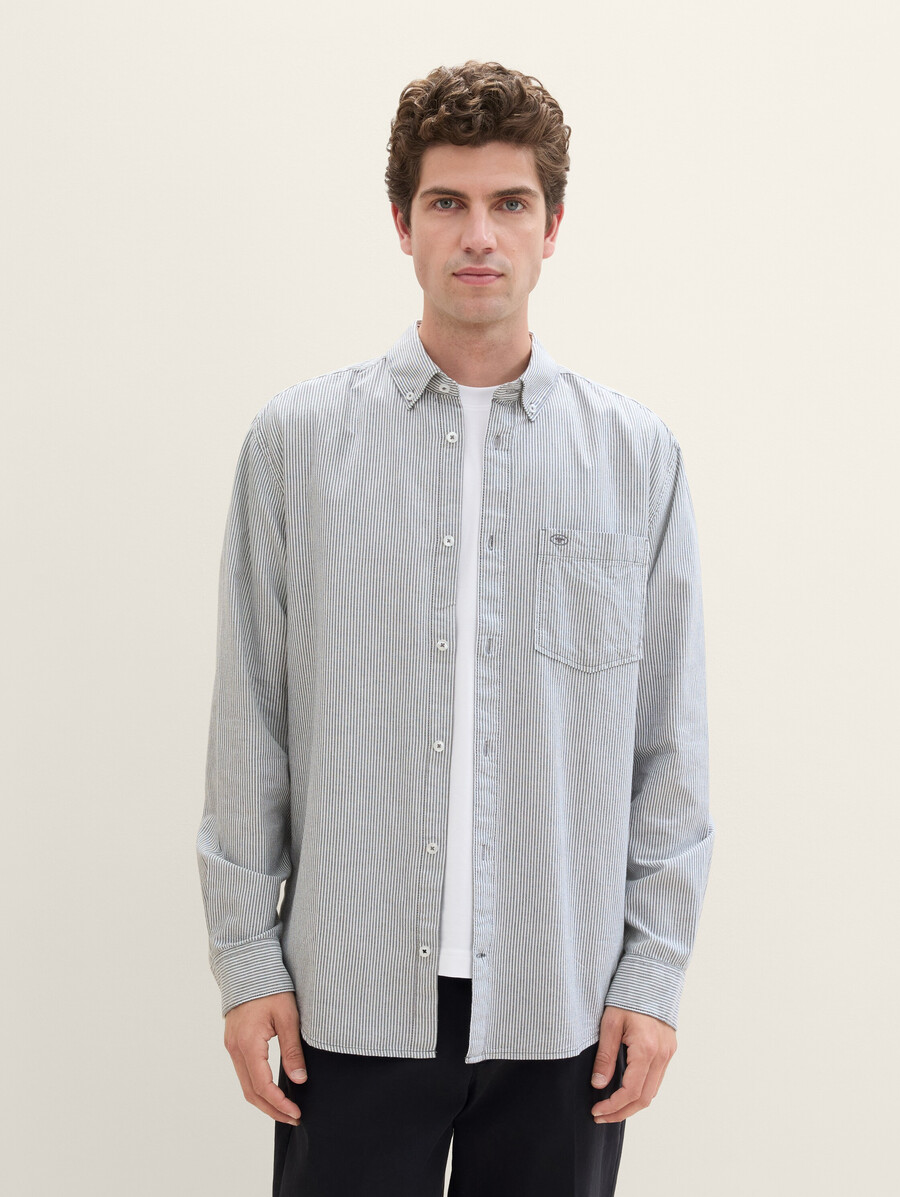 camicia vestibilità regolare con taschino sul petto