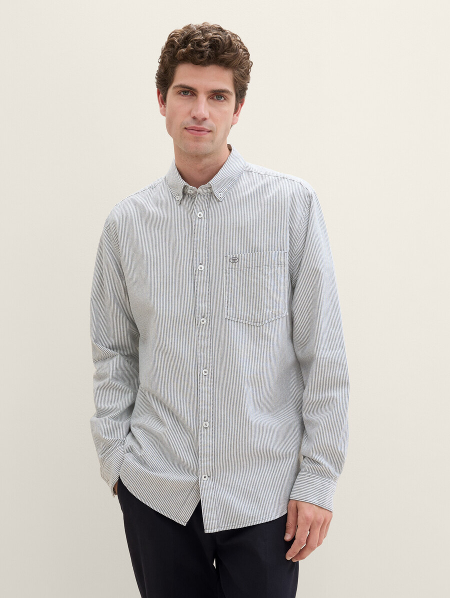 camicia vestibilità regolare con taschino sul petto