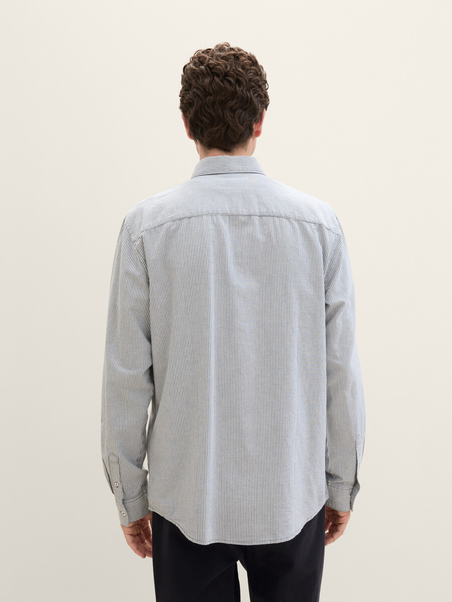 camicia vestibilità regolare con taschino sul petto