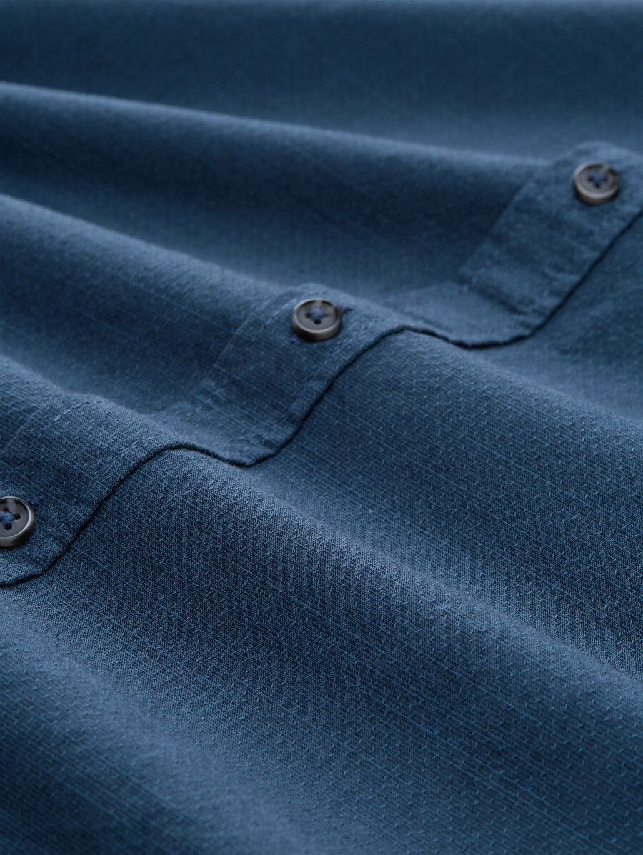 camicia vestibilità regolare con taschino sul petto