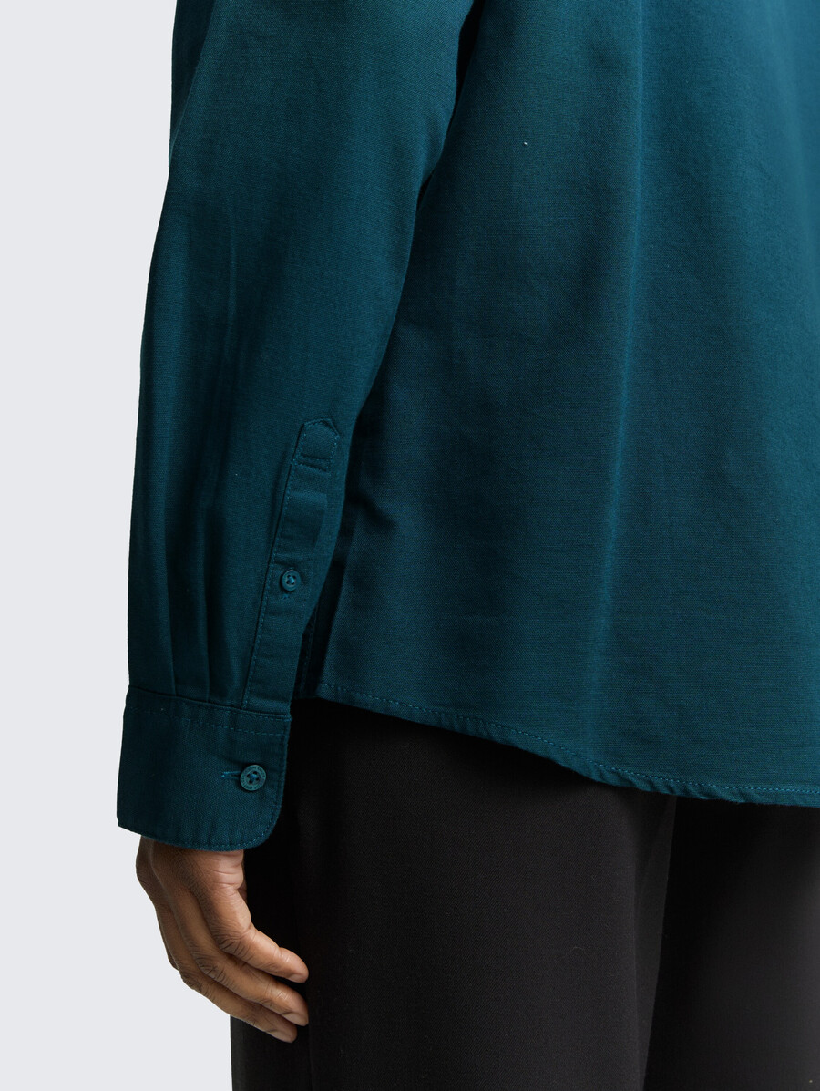 camicia vestibilità regolare con ricamo del logo