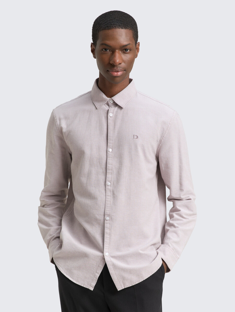 camicia vestibilità regolare con ricamo del logo