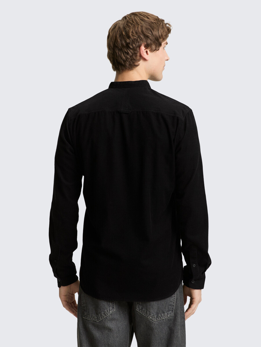 camicia in velluto a coste dalla vestibilità basica