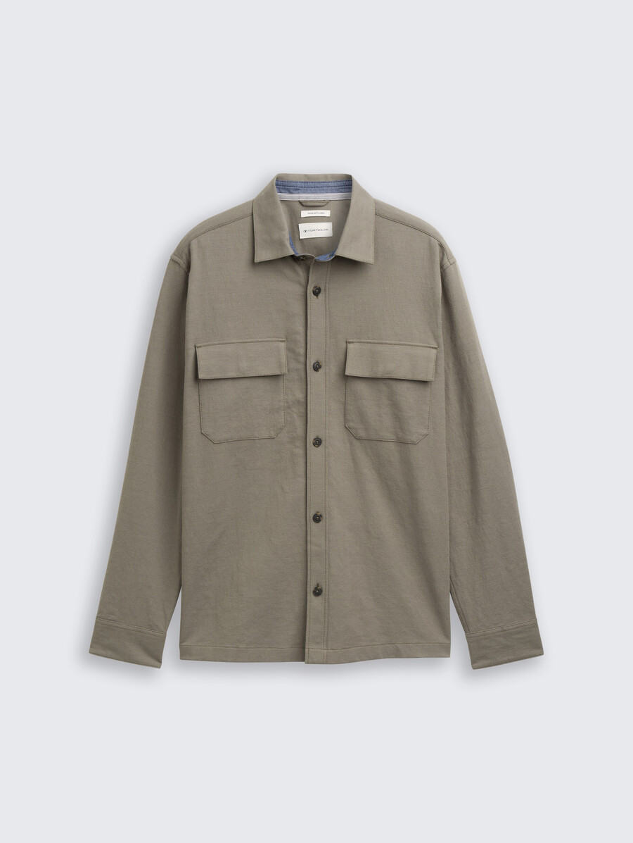 camicia overshirt con tasche sul petto