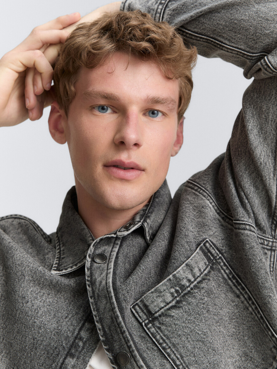 camicia in denim overshirt con taschino sul petto