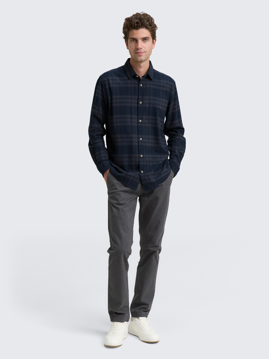 camicia vestibilità regolare con ricamo del logo
