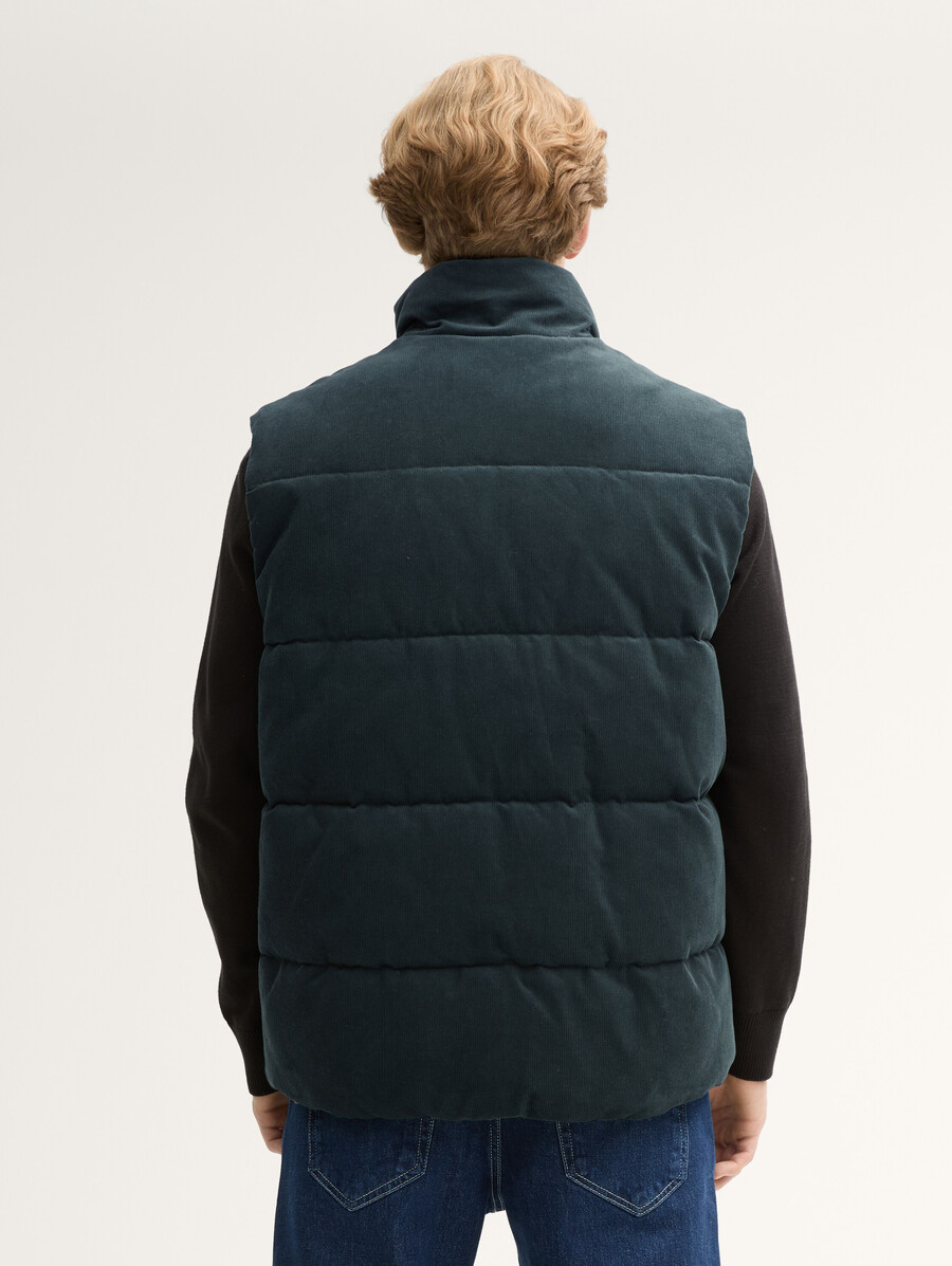 gilet imbottito in velluto a coste dalla vestibilità comoda