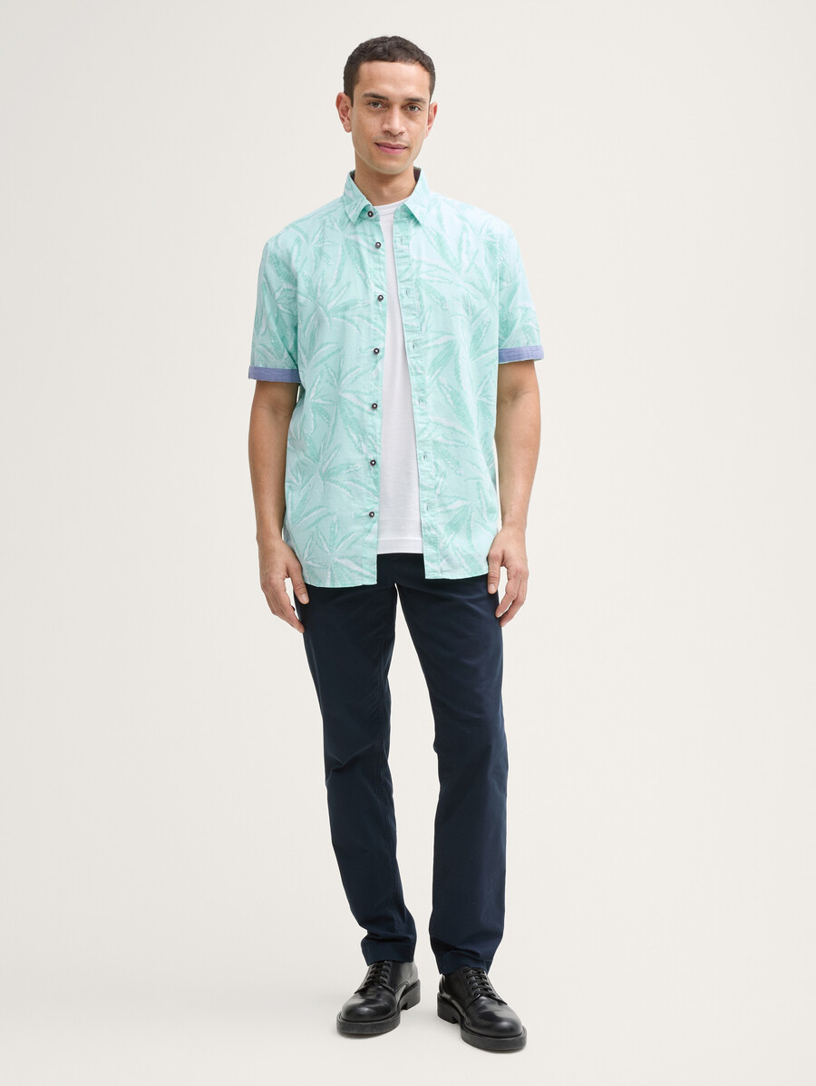 camicia comoda con stampa di palme