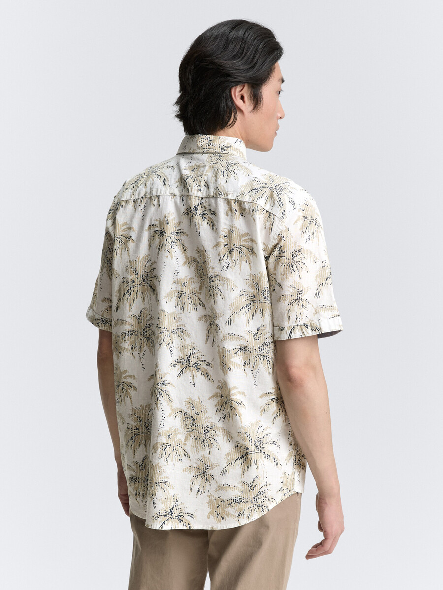 camicia a maniche corte vestibilità regolare con stampa di palme