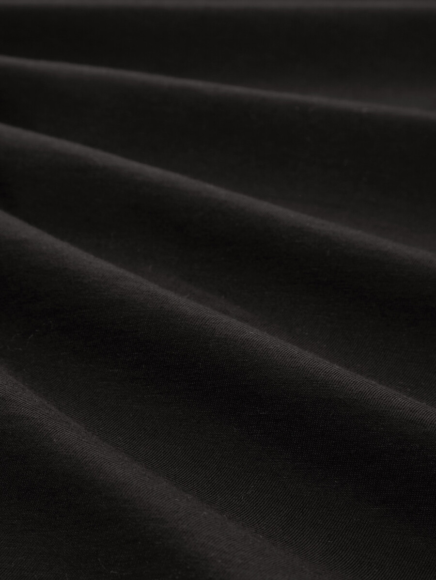 t-shirt slim fit elasticizzata