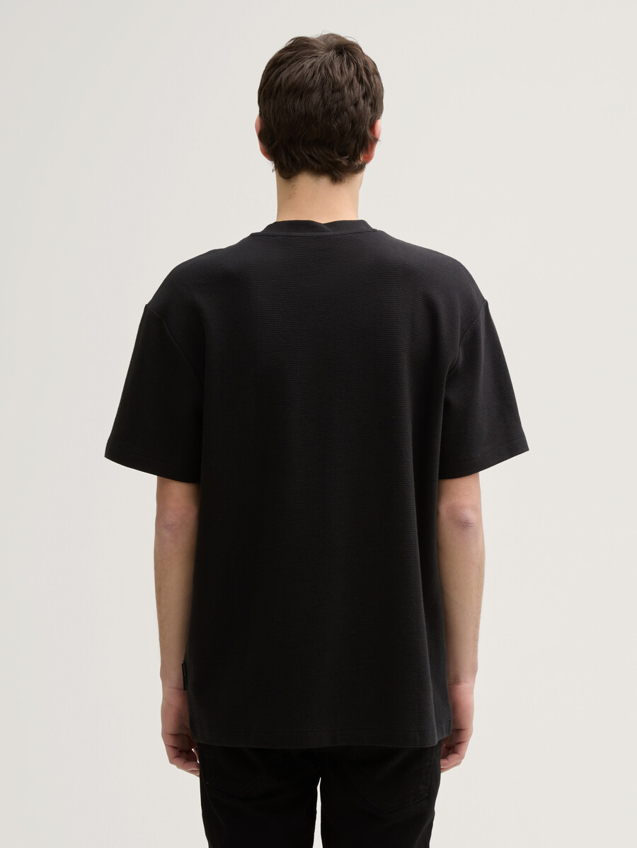 t-shirt in cotone dalla vestibilità comoda