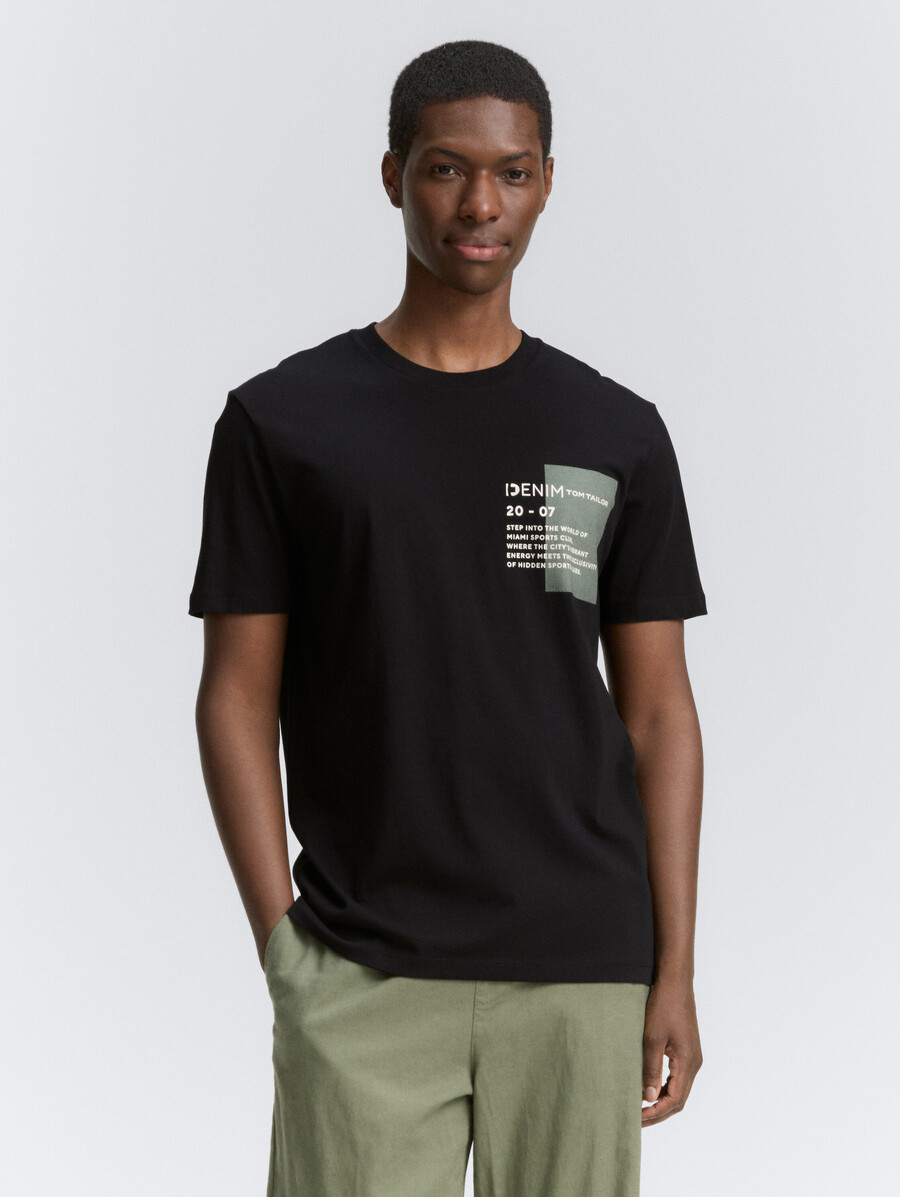t-shirt basic con stampa del logo