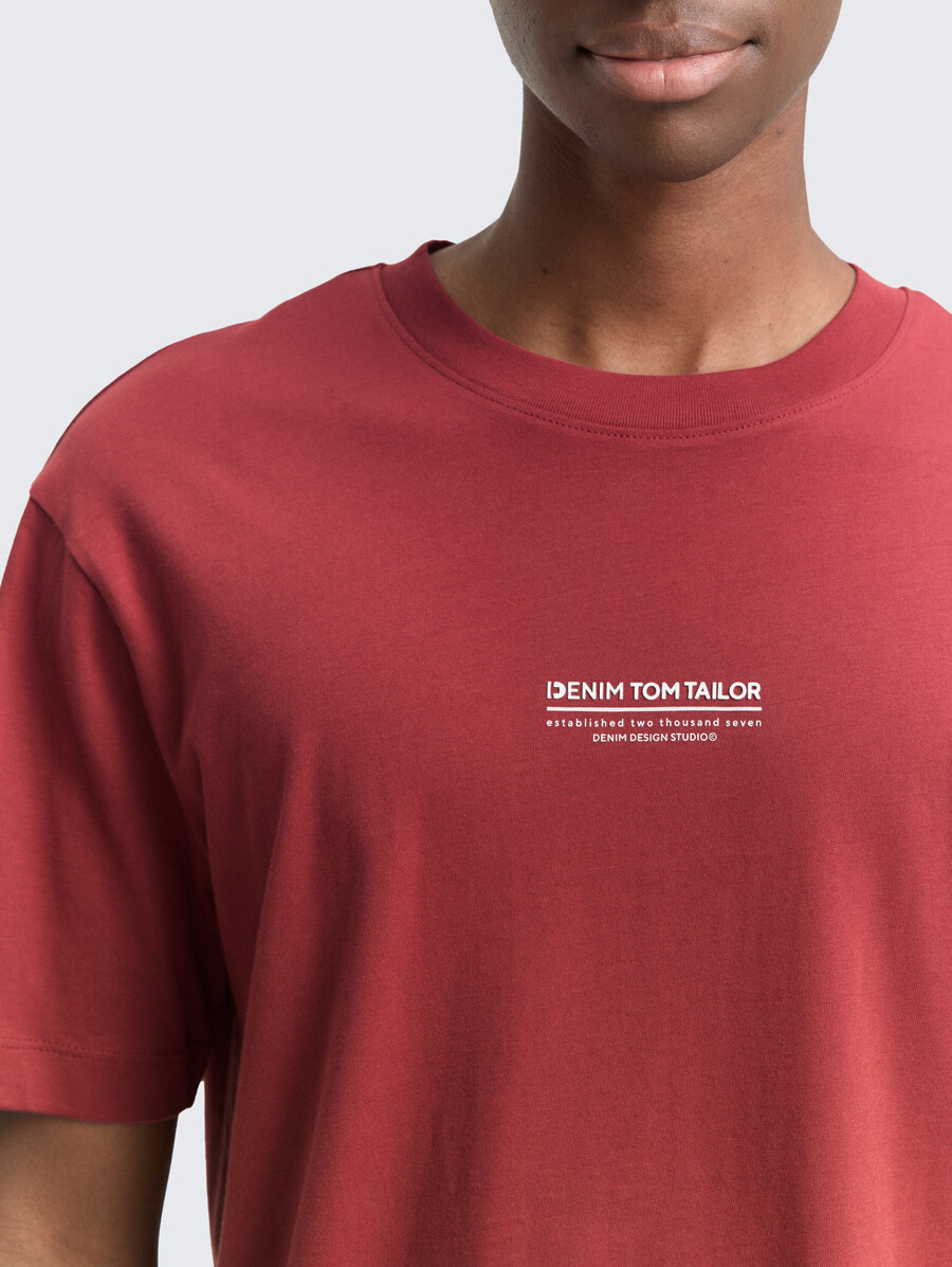 t-shirt in cotone dalla vestibilità comoda