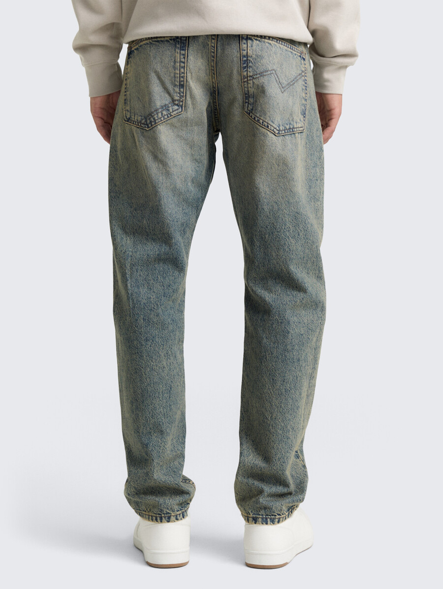 ttwaylen jeans rilassati in un look lavato