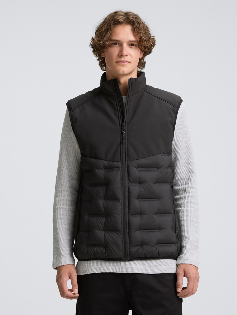 gilet trapuntato ibrido con collo alto